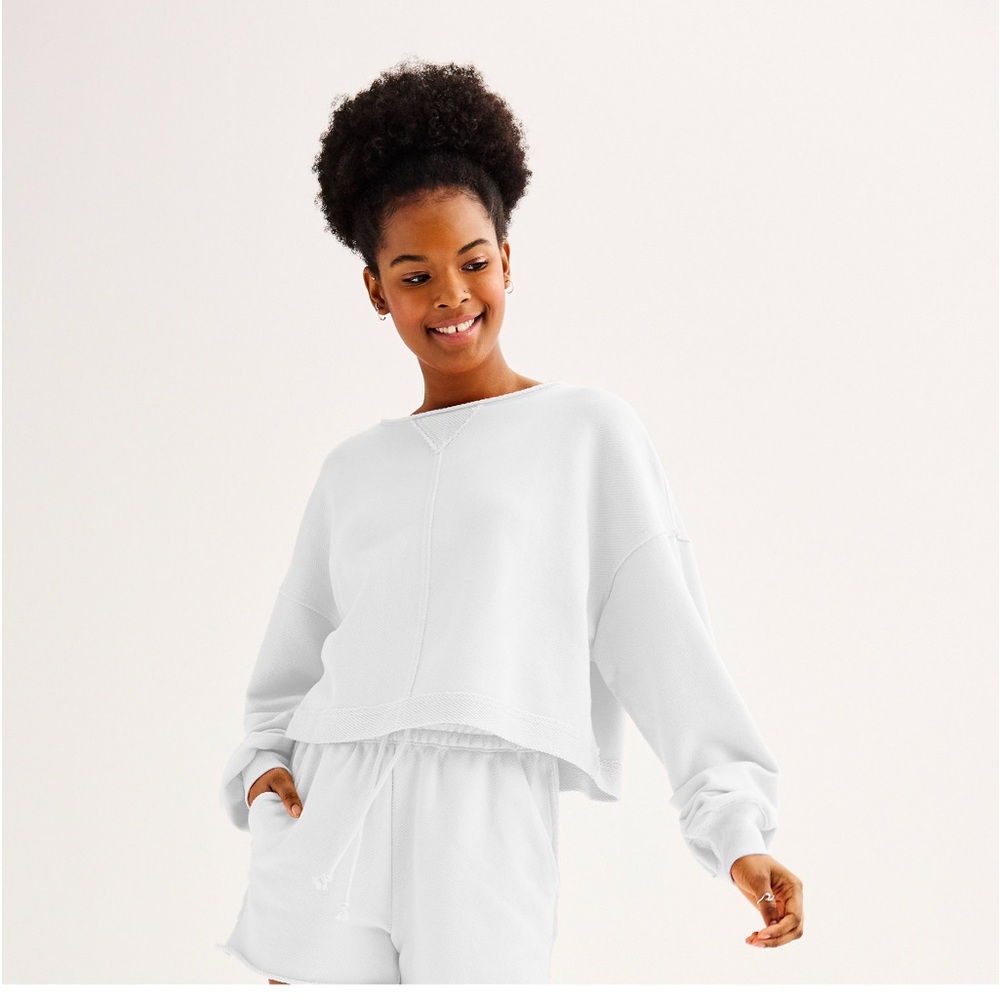 So Cropped Athleisure Sweatshirt and Shorts